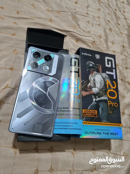 مستعمل ايام GT 20 pro 5G رام 24 جيجا 256 أغراضة والكرتونه شغال كفالة الشركة الأصلية متوفر توصيل