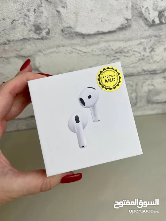 سماعات AirPods 4 تأتي بتصميم مميز وراحة مطلقة مع جودة صوت محسّنة وعزل ضوضاء نشط (ANC) لتجربة استماع