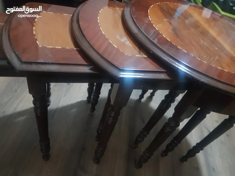 طقم طرابيزات درج صناعة تركية خشب زان أربع قطع قشرة دهان بوليستر ضد الحرارة بسعر مغري