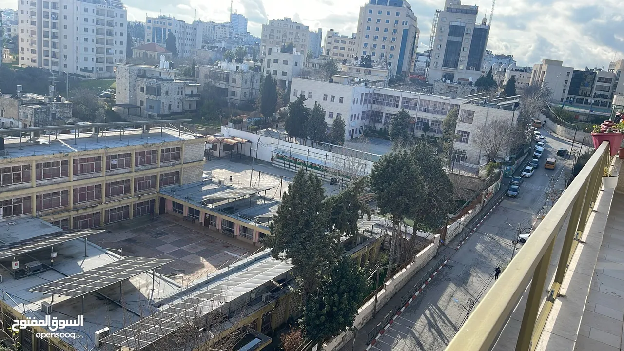 روف للايجار مفروش في اجمل مناطق رام الله والبيرة التواصل مع المالك مباشرة دون وسيط 1250 دولار