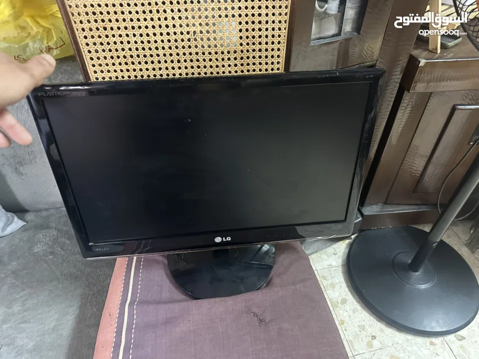شاشة LG مش مستعمله كثير