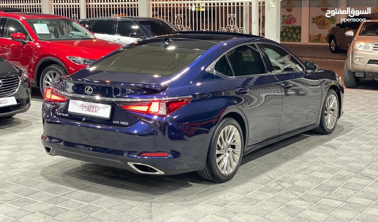 Lexus ES 350 model 2019