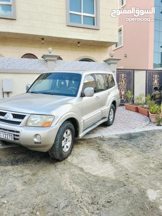 MITSUBISHI PAJERO GLS,