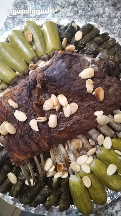 خروف مشوي او محشي او محشي ورق عنب دوالي