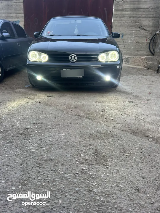 Golf mk4 موجوده برام الله 2002 بحاله ممتازه