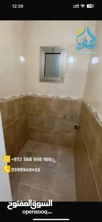 شقه مستقله من ضمن فيلا مميزة للايجار مساحع كبيرة و اطلاله مميزة مكان مميز وهادئ للسكن