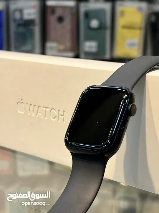 Apple Watch s8 45mm battery 100%