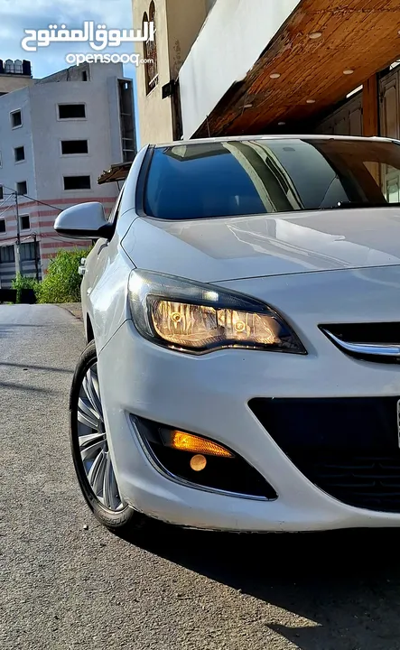 أوبل أسترا ( J ) موديل 2013 تسير 2016 ، بوضع الشركة