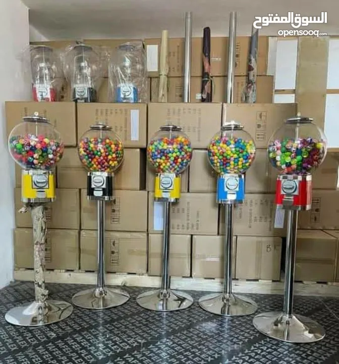 ماكينات علكة و مصاص. علكة 1500 حبة. طابات مجنونة طابات هدايا هزازات اطفال