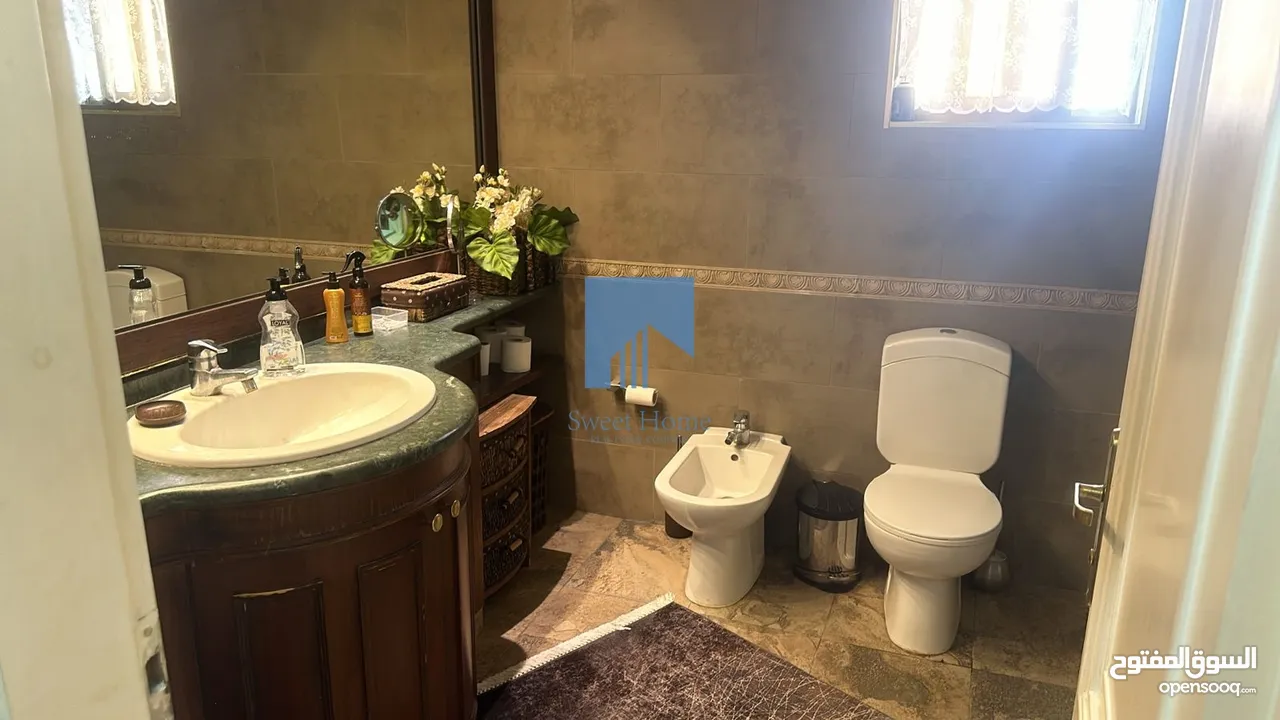 شقة طابقية فاخرة للبيع في دير غبار - خلف ال Olive Tree طابق اول 315م تشطيب سوبر ديلوكس