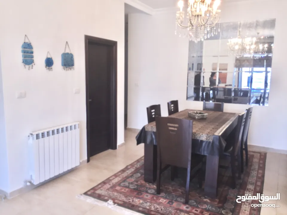 رووف 4 غرف نوم