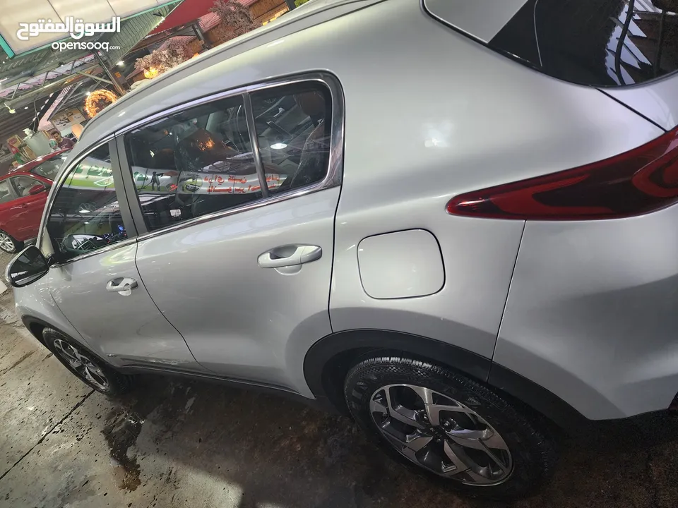 سبورتاج ( AWD ( 2400cc دفع رباعي موديل 2019 وارد الكويت