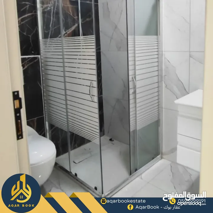 شقة مميزة غير مفروشة للايجار ذات اطلالة خرافية