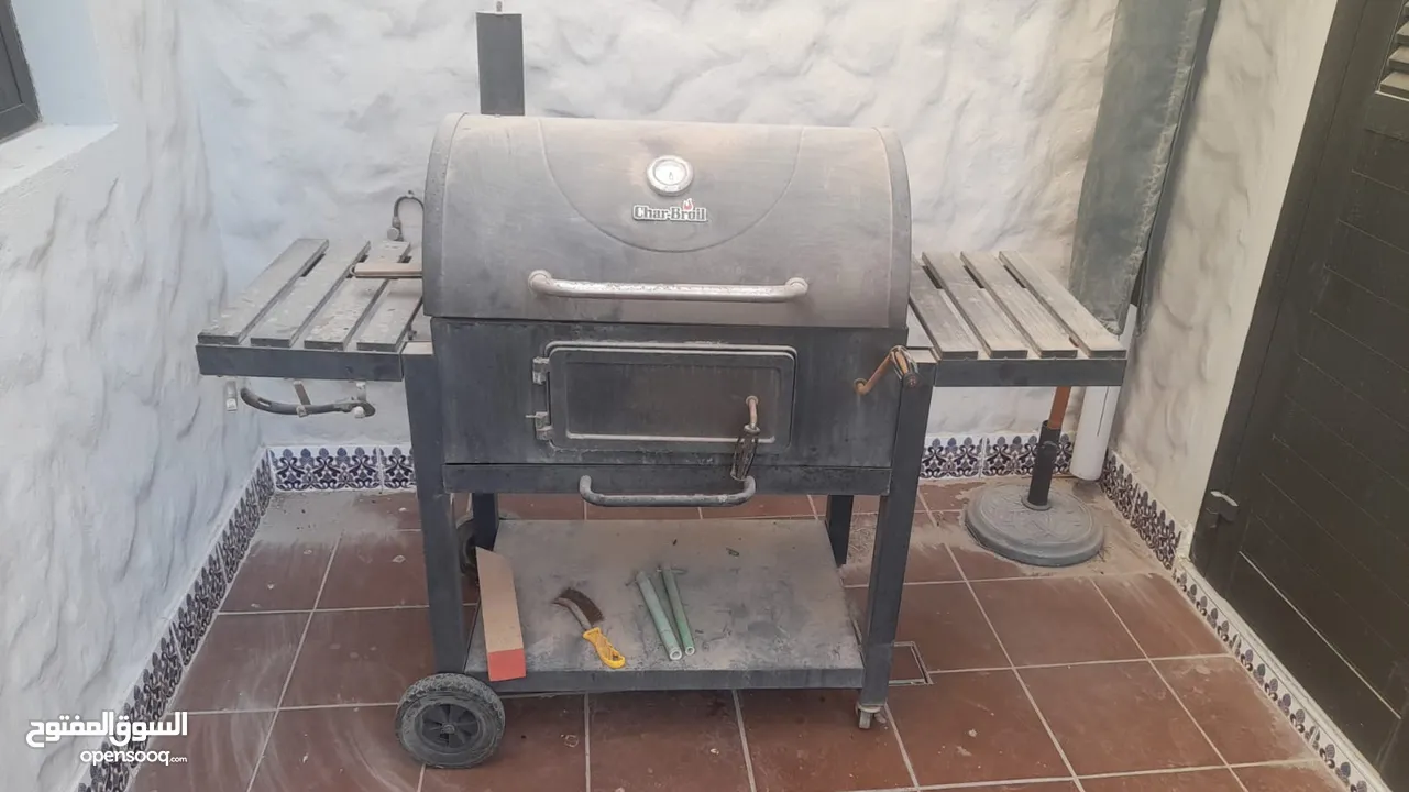 للبيع Bar.B.Q 60Bd طوله طباخ خارجيه نضيف مستخدم قيل
