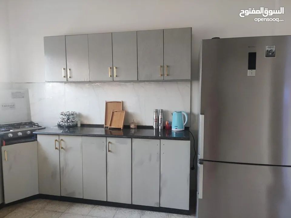 متوفر شقة بطولكرم دوار السلام دخلة ريم البوادي مساحتها 135 ومع بيت الدرج 145  دلكس جاهزة  بدون مصعد