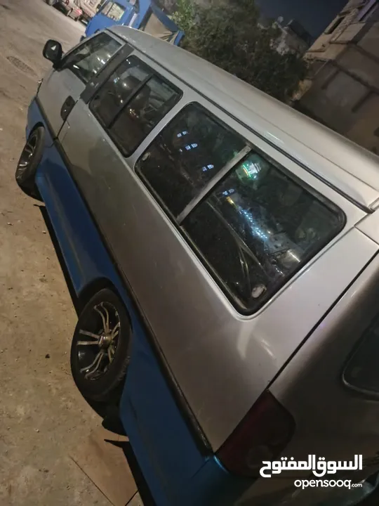 باص H100 موديل 2001