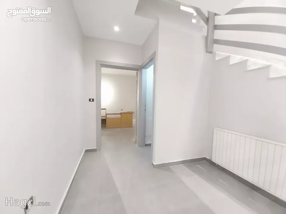 شقة دوبلكس غير مفروشة للايجار في عبدون  ( Property 32330 ) سنوي فقط