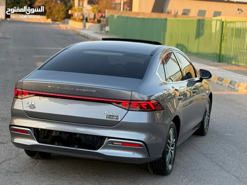بي واي دي تشين 2022