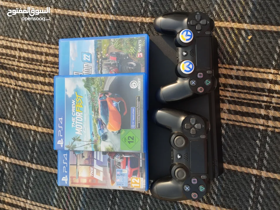بلايستيشن 4 للبيع بحالة ممتازة