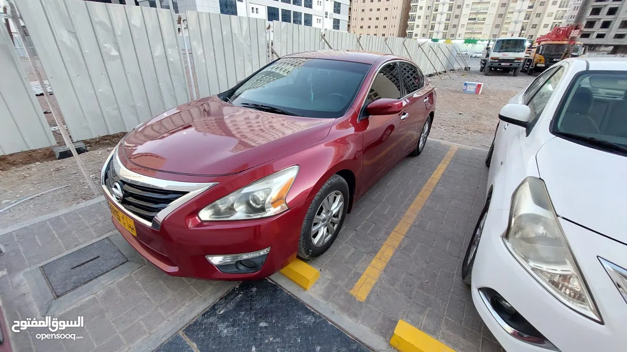 Car for sale Nisaan Altima 2015 with insurance and registration for 11 months