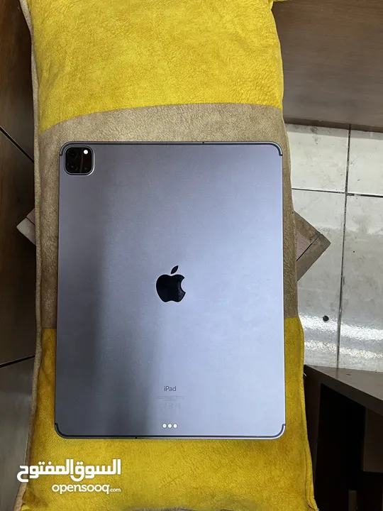 IPad Pro m2 12.9inch 256gb cellular 2020 model