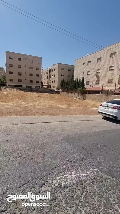 أرض سكن ب للبيع في طبربور بالقرب من كلية الشهيد فيصل 1 دونم من المالك مباشرة بسعر مغري