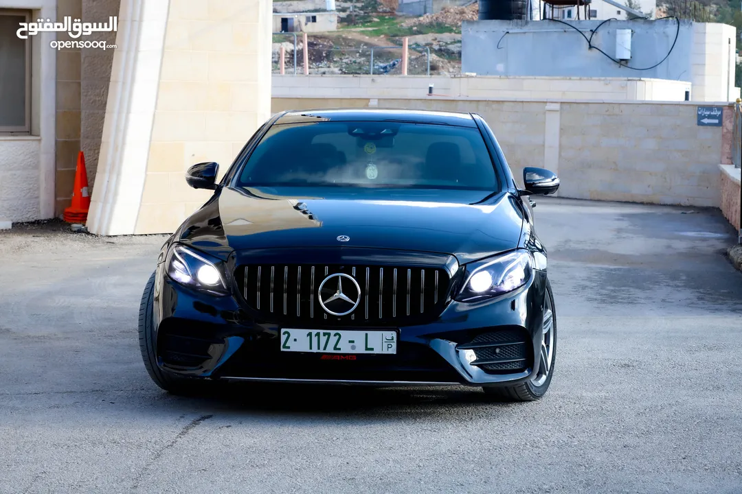 مرسيدس E220d ديزل بوضع الشركة صيانة شاملة