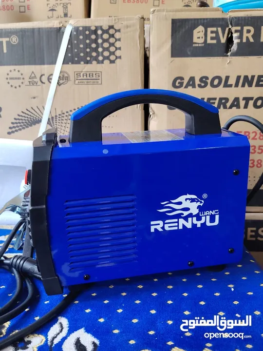 مكنات لحام ماركة Renyuwang