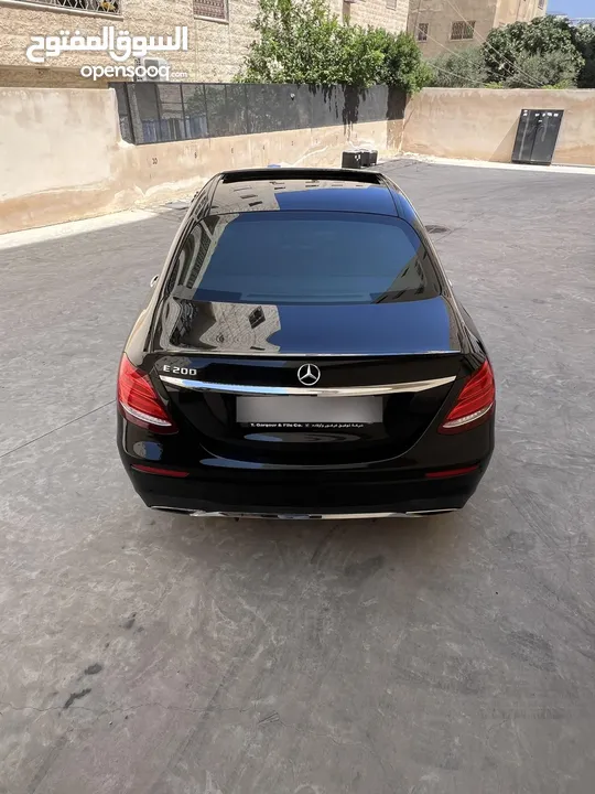 Mercedes-Benz E200(2017)