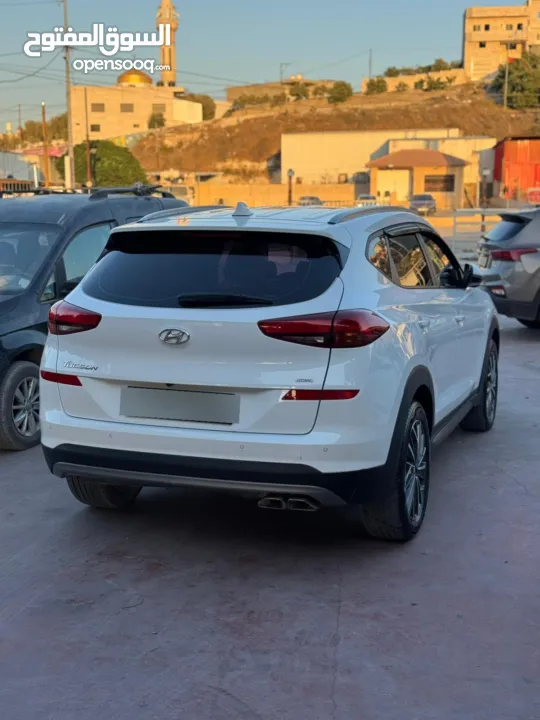 توسان 2020 ترخيص