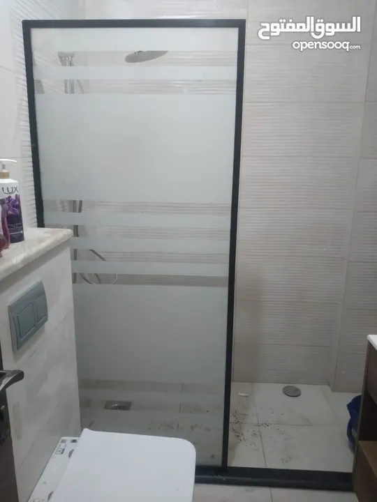 صيانة زجاج سيكوريت تركيب وتفصيل الزجاج زجاج ومرايا واجهات سوكاريت نخب