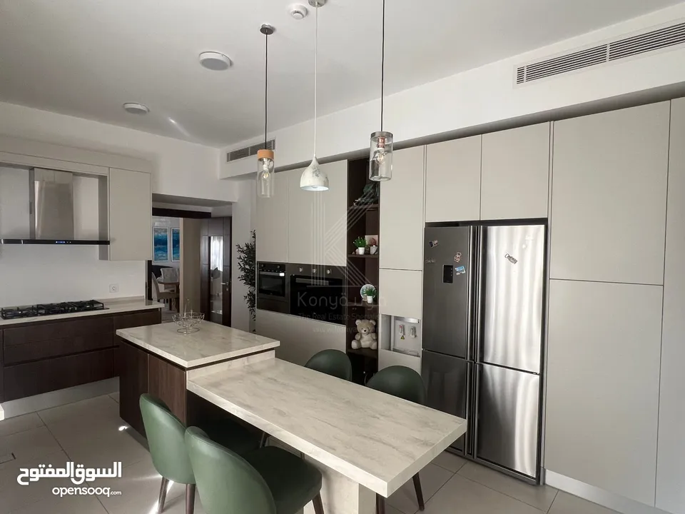 فيلا حديثة متلاصقة للبيع في دابوق