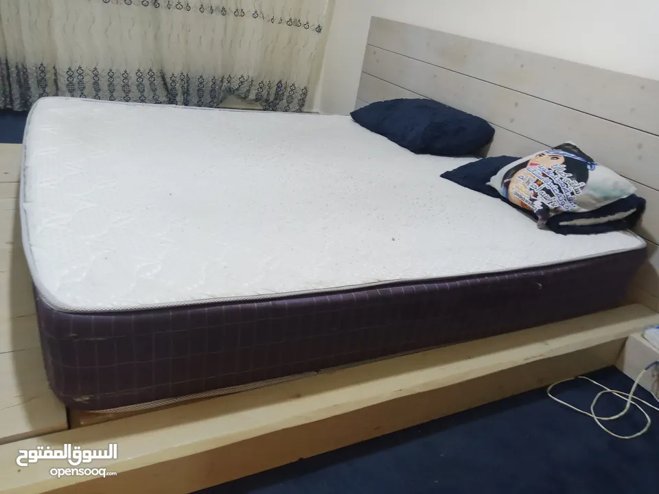 تخت مجوز كبير سويد خشب سويد تفصيل مع فرشه وسجاده 4*4 كحلي +برادي + تواليت معلق مراي بسعررر حرق