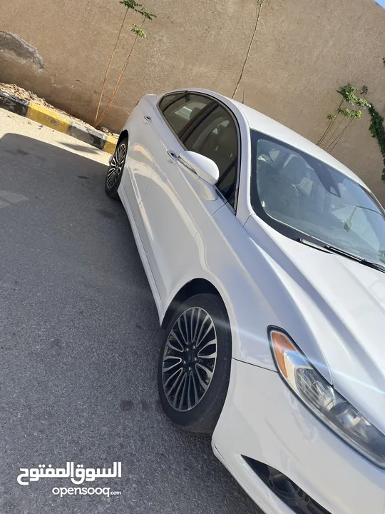 فورد فيوجن ابيض لؤلؤي تيتانيوم موديل   2014 FORD FUSION TITANIUM 2014