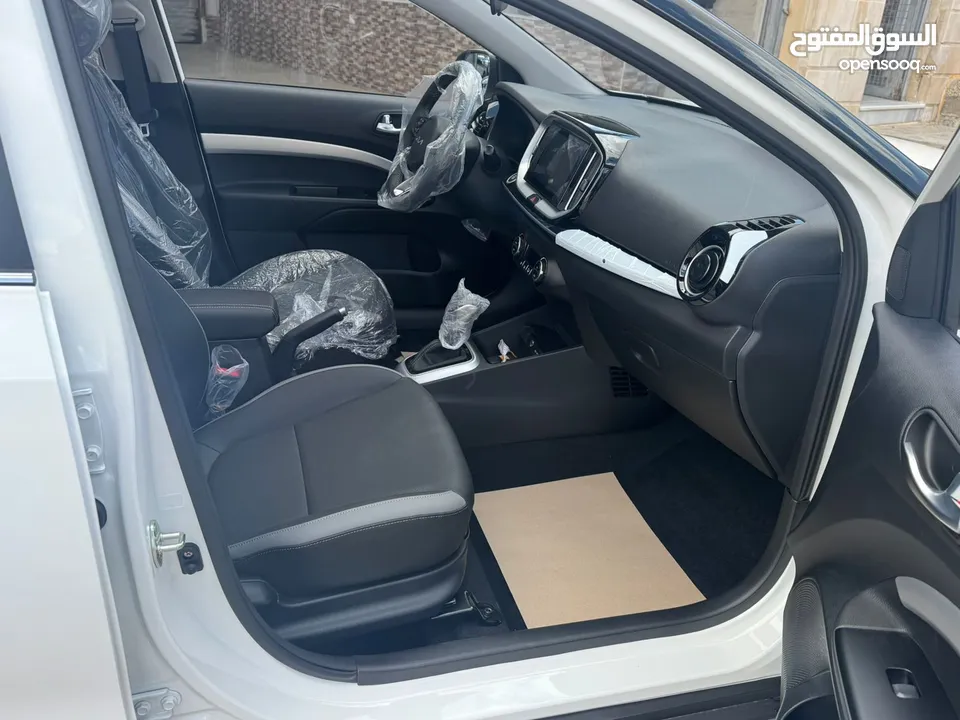 Kia K1 2025  كيا ك ون فل اضافات فتحة سقف مقاعد جلد كامل