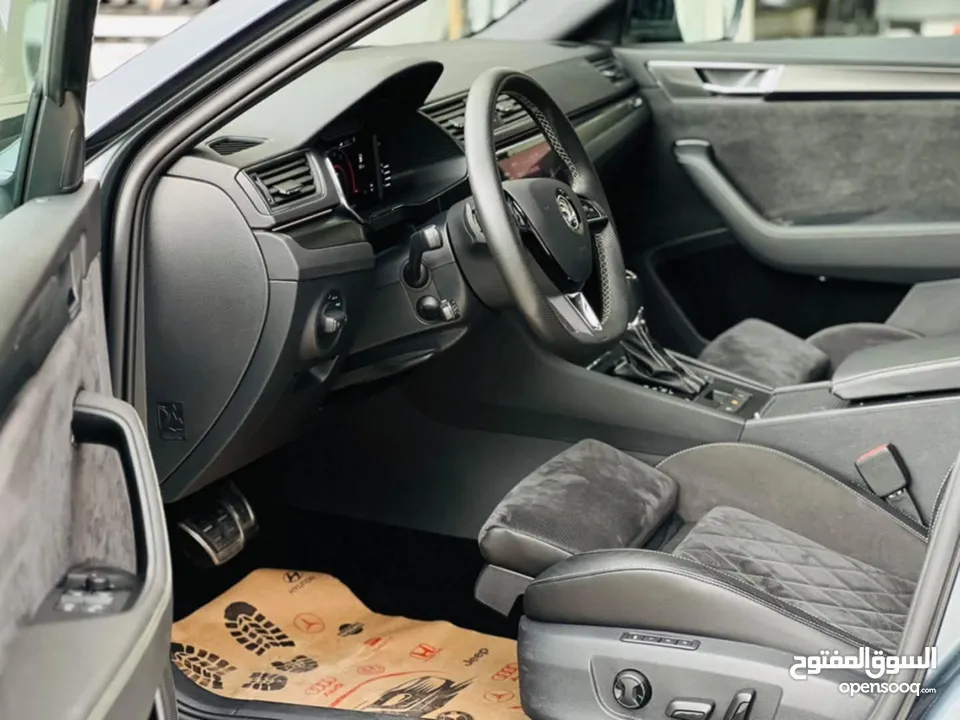 سوبيرب سبورت لاين بلاك اديشن