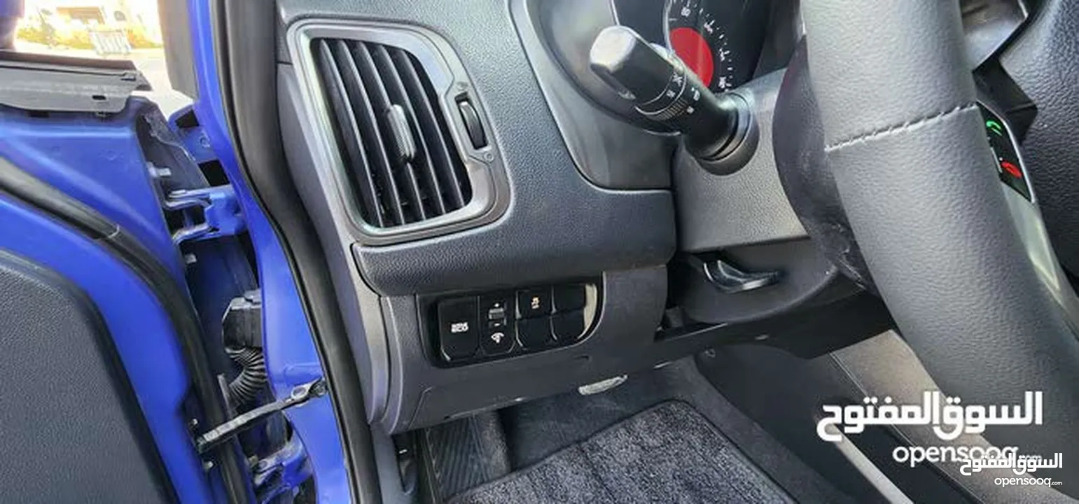 KIA RIO 2012 كيا ريو 2012 هاتش باك فل كامل مع فتحه أعلى مواصفات