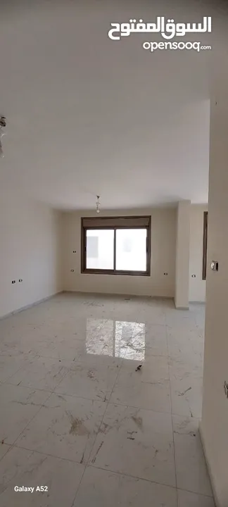شقة للبيع في سطح مرحبا