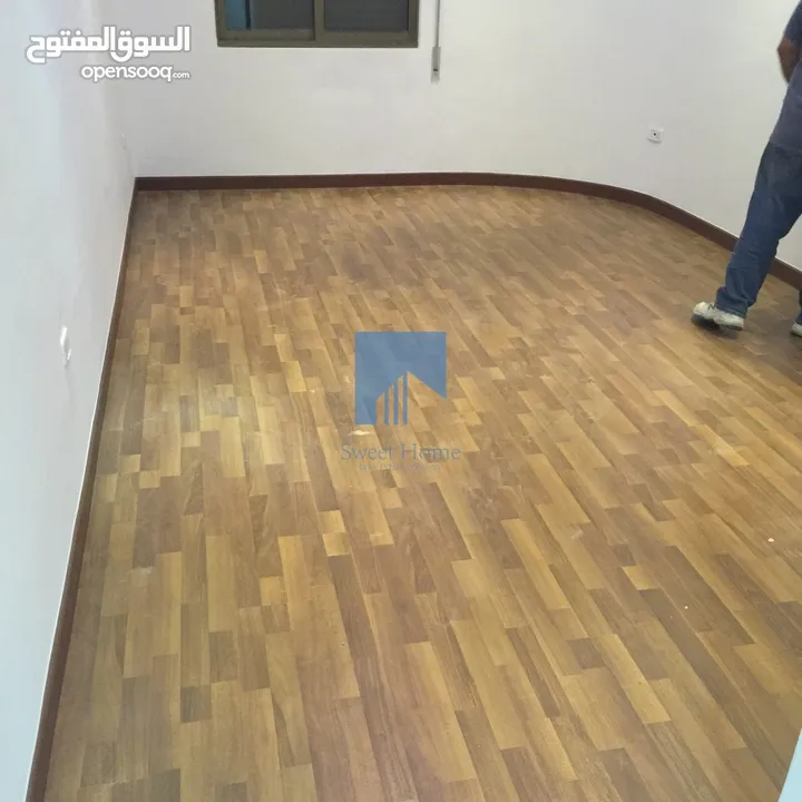 شقة أرضية فاخرة للبيع في الجاردنز - خلف سوق شاكر 190م تشطيب سوبر ديلوكس لم تسكن
