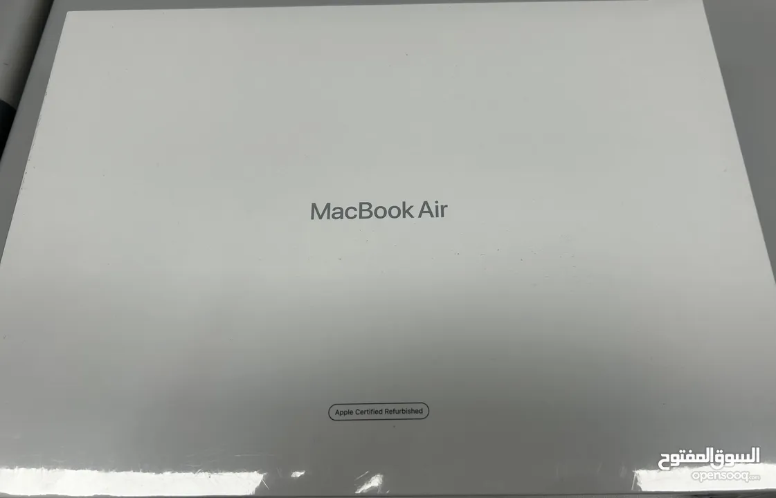 MacBook Air 2020 13.3-inch مجدد بكرتونه 512 جيجا