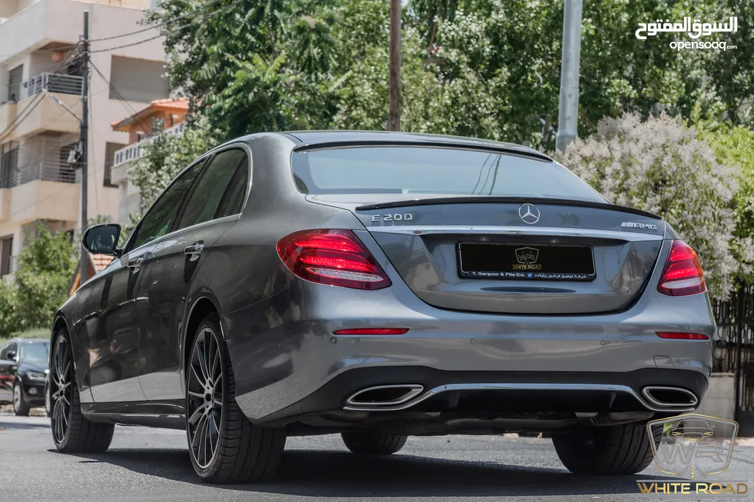 Mercedes E200 Amg kit 2017 Gasoline