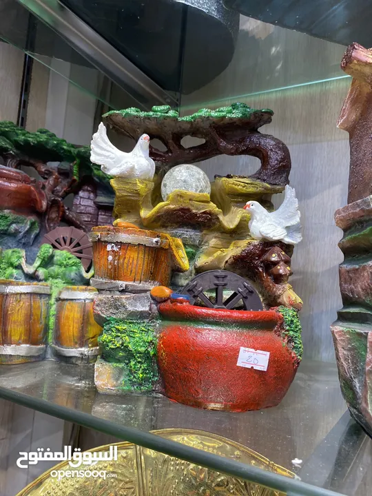 نافورة ماء مع اضاءة