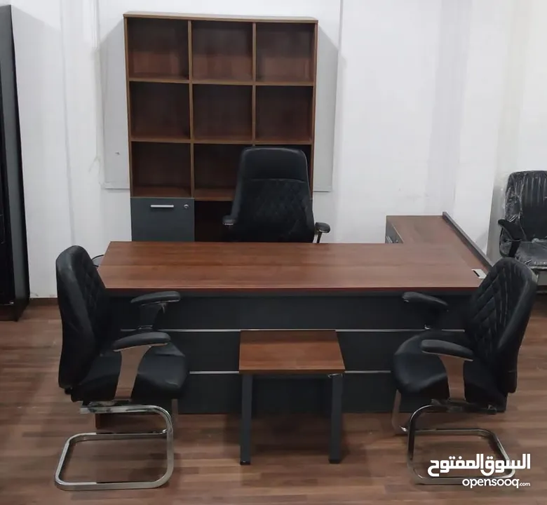 جلسة فخمه و مريحه و بأقل التكاليف موجودة عنا وبس خشب لاتيه مستورد مكفول تفصيل جميع المقاسات