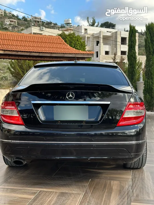 Mercedes C200 2011 مرسيدس بنز  (1.8turbo)