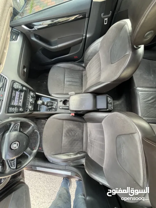 سكودا اوكتافيا لورينت كلمنت2016