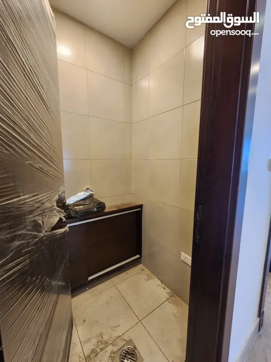 شقة فارغة للبيع في تلاع العلي - ref : 14647