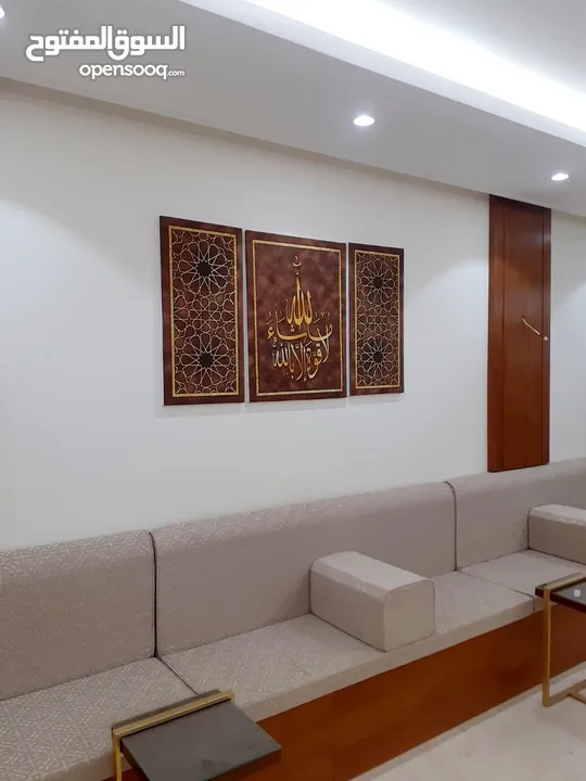 أفضل اثاث لغرفة الجلوس لوحات إسلامية بعده نماذج