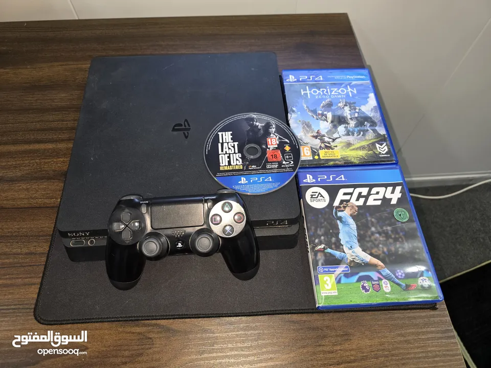 playstation 4 - used