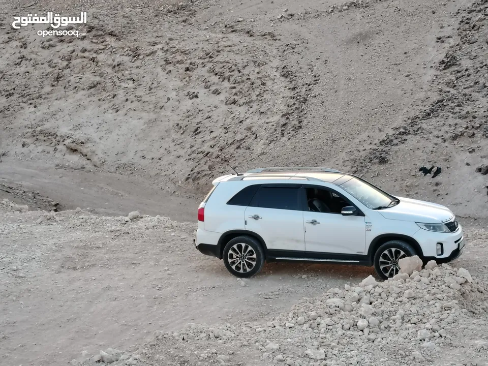 جيب كيا سرينتو موديل 14 ترخيص 13 فل الفل مسكر دهان شركه ولا ضربه الحمدلله للتواصل وتس اب فقط