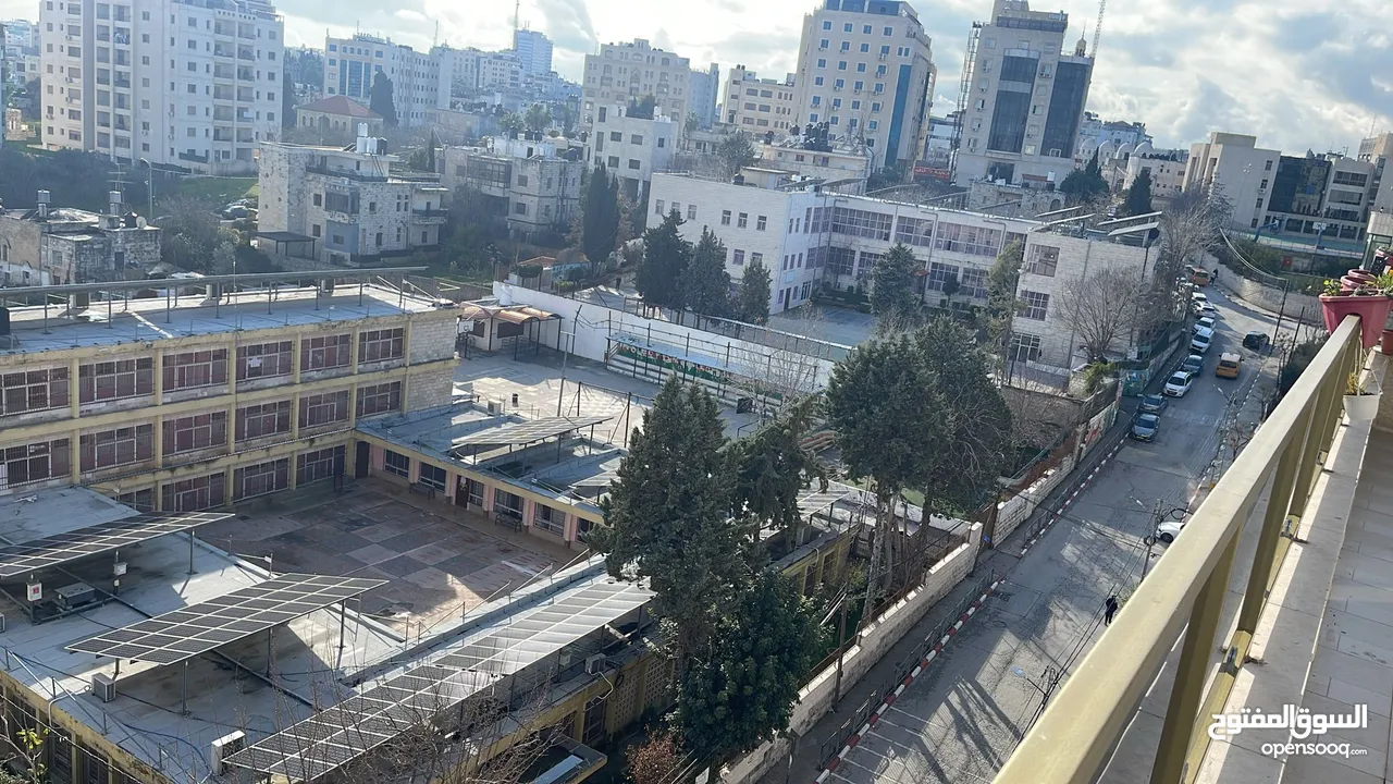 روف للايجار مفروش بالكامل في اجمل مناطق البيرة التواصل مع المالك مباشرة دون عمولة (1250) دولار